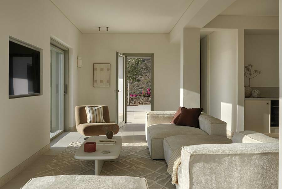 owen sofa - Mollis ct